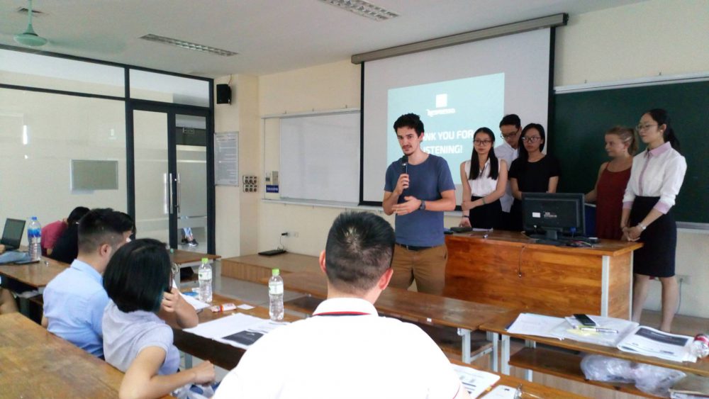 42408801_308472319707237_5046898344476016640_o