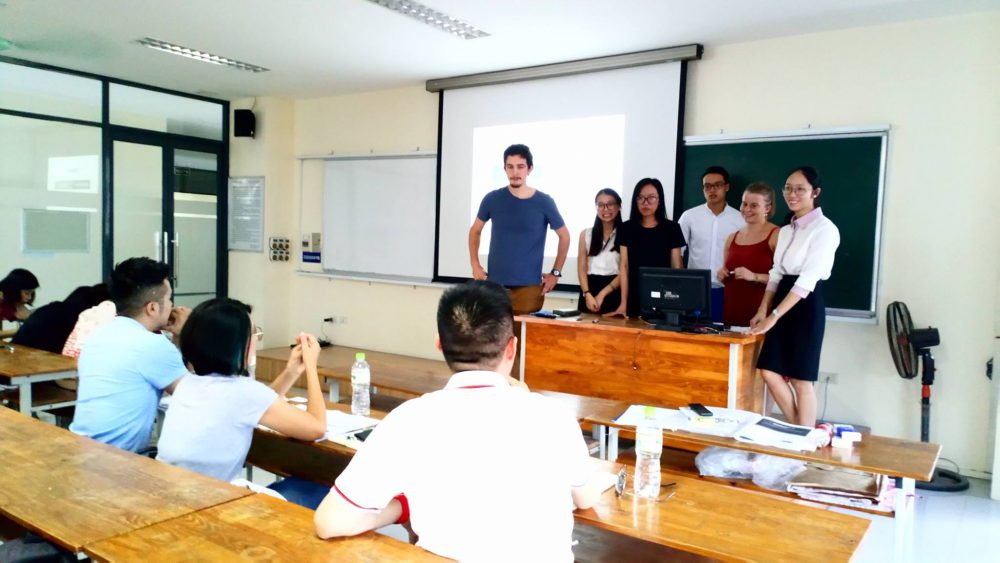 42518611_308472529707216_1475746523772878848_o