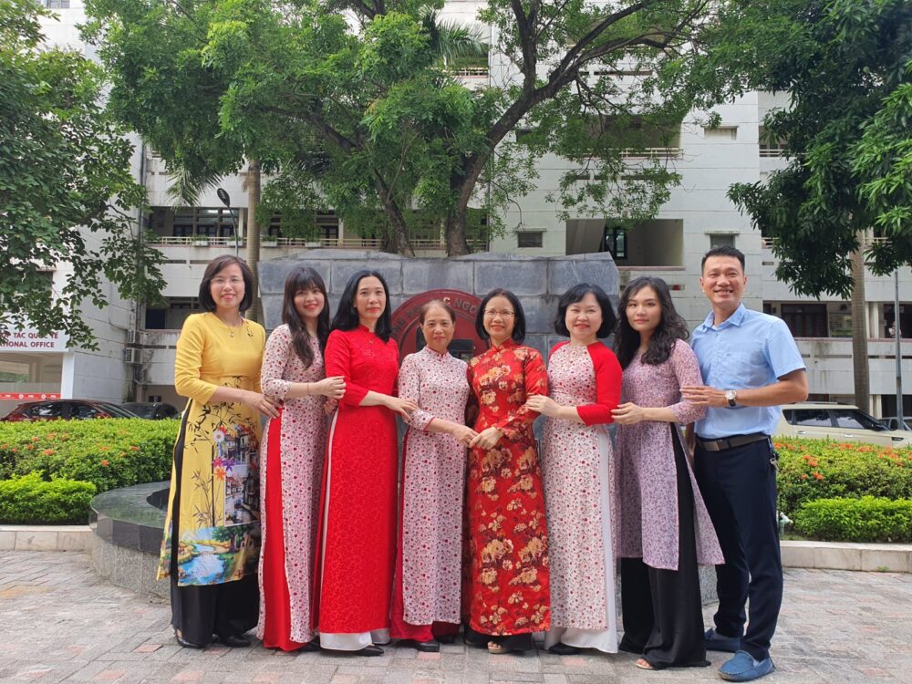 Bộ môn Kinh tế & Quản lý (2)