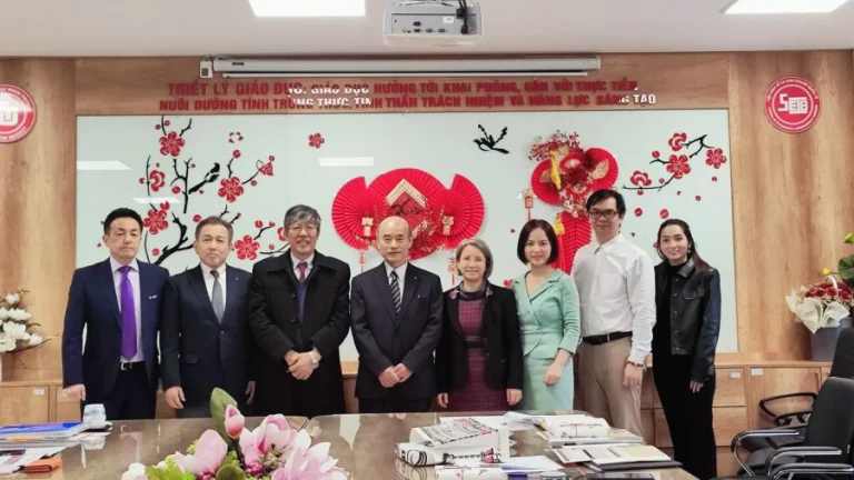 BUỔI GẶP MẶT VÀ HỢP TÁC GIỮA TRƯỜNG ĐẠI HỌC TAKUSHOKU, NHẬT BẢN VÀ VIỆN KINH TẾ VÀ KINH DOANH QUỐC TẾ, TRƯỜNG ĐẠI HỌC NGOẠI THƯƠNG