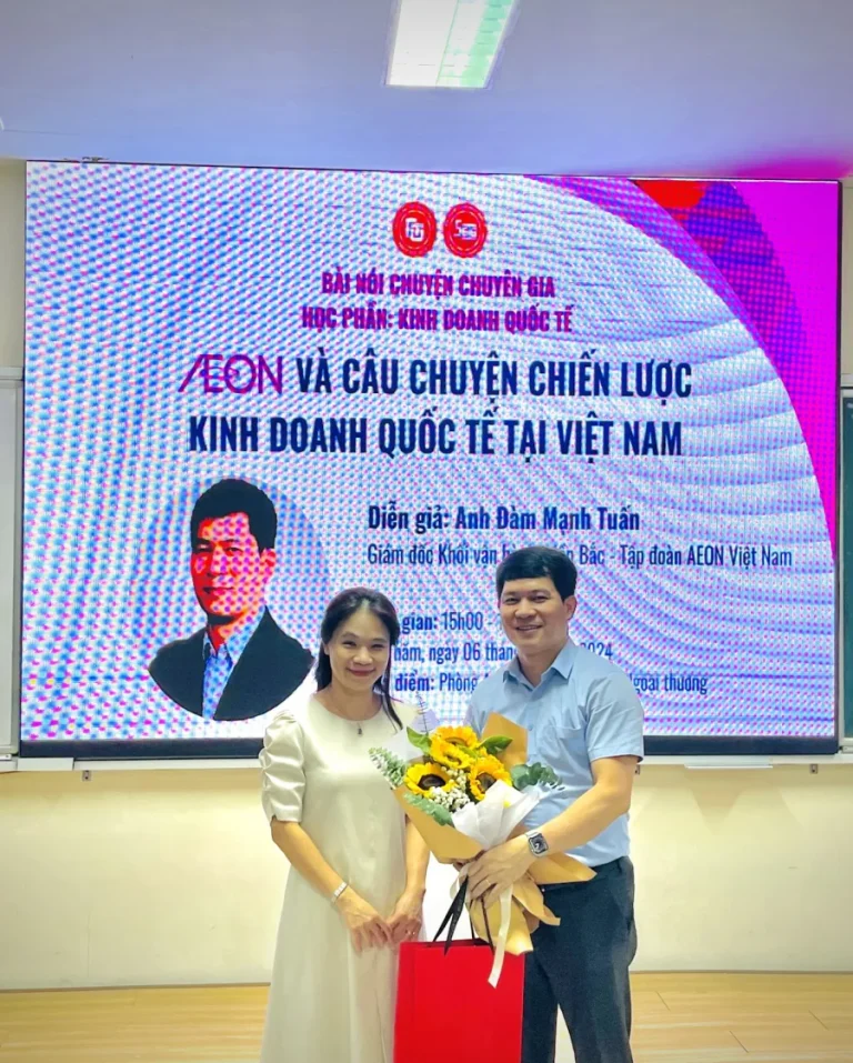 Buổi chia sẻ của chuyên gia về chủ đề “AEON và câu chuyện chiến lược kinh doanh quốc tế tại Việt Nam” với sinh viên Viện Kinh tế và Kinh doanh quốc tế. 