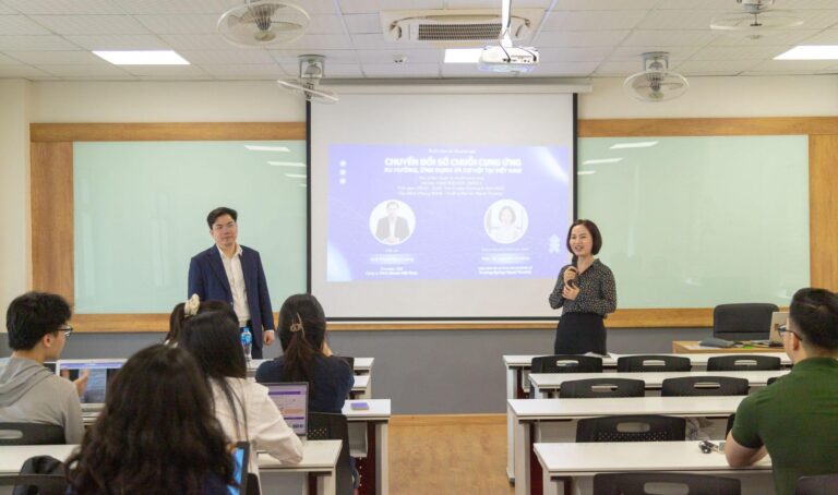 BUỔI CHIA SẺ CỦA CHUYÊN GIA TRONG KHUÔN KHỔ HỌC PHẦN QUẢN LÝ CHUỖI CUNG ỨNG