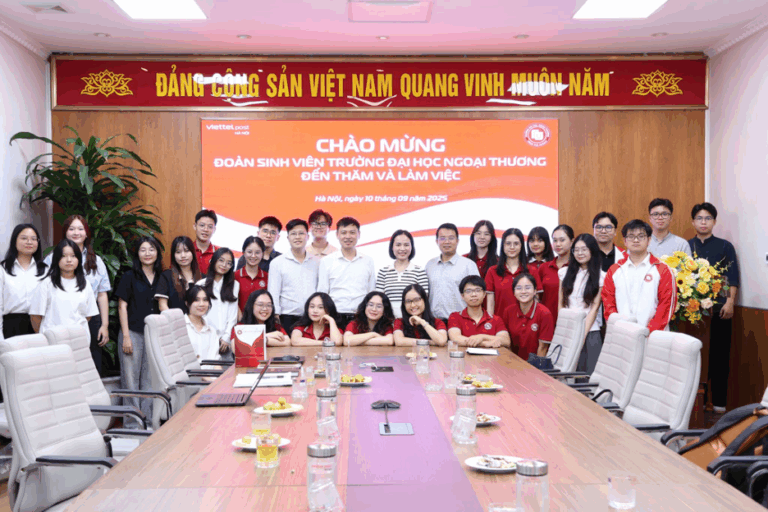 TRẢI NGHIỆM THỰC TẾ CÙNG VIETTEL POST HÀ NỘI CỦA SINH VIÊN CHUYÊN NGÀNH CHƯƠNG TRÌNH TIÊN TIẾN KINH TẾ ĐỐI NGOẠI