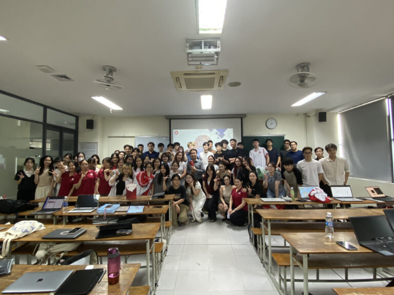 TỌA ĐÀM “SAVOR CAKE – A BUSINESS ECONOMICS CASE STUDY” CHO SINH VIÊN CHẤT LƯỢNG CAO LỚP BUSINESS ECONOMICS (KINH TẾ KINH DOANH) TỪ NHÀ ĐỒNG SÁNG LẬP THƯƠNG HIỆU SAVOR CAKE